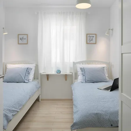 Villa Meadow For 6 Persons Near Labin - Rabac With 28 M2 Heated Pool & Kids Playground Ružići